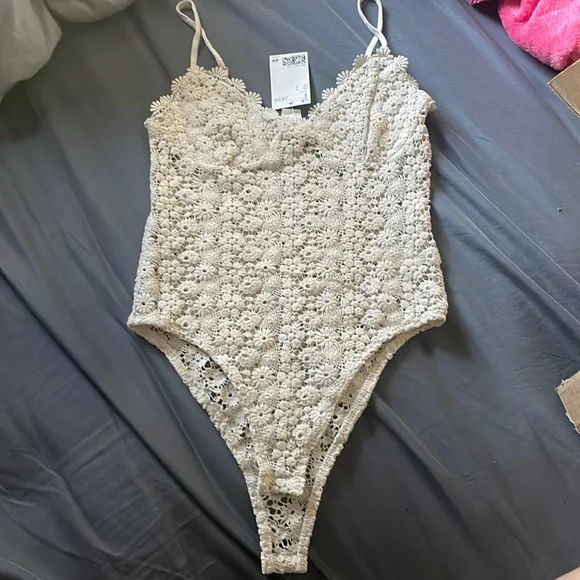 m*x様 house on the hii (Flower)bodysuits 636addc48db5d8925dc7d9bc242ba8